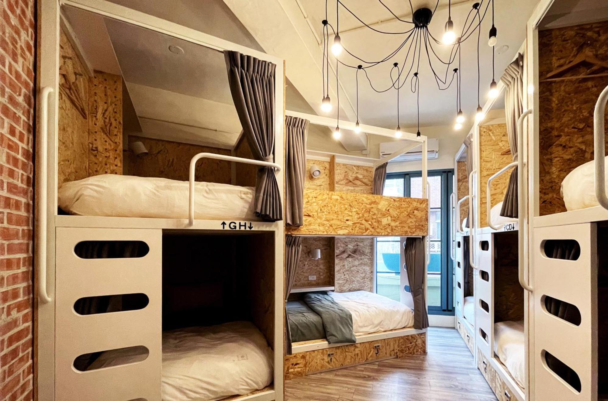 Funtime Hostel مدينة تشيايي المظهر الخارجي الصورة