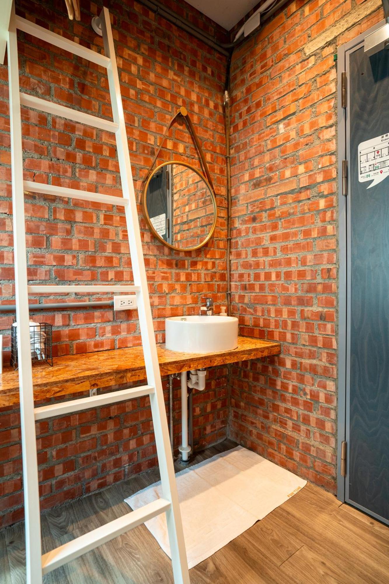 Funtime Hostel مدينة تشيايي المظهر الخارجي الصورة